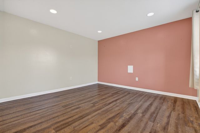 1287 Jostin Dr, Clarksville, TN 37040