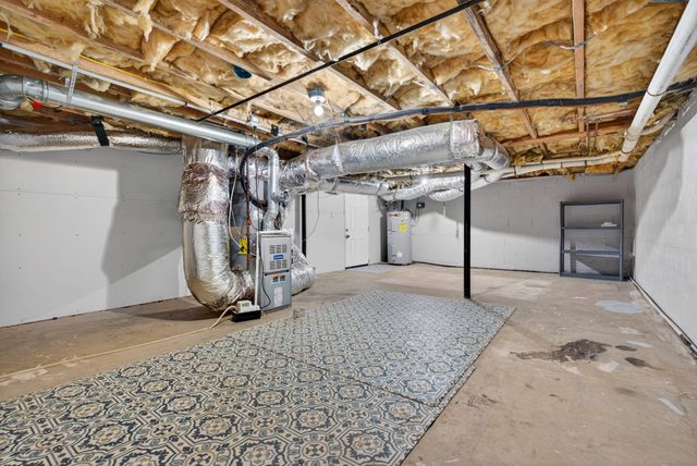 1287 Jostin Dr, Clarksville, TN 37040