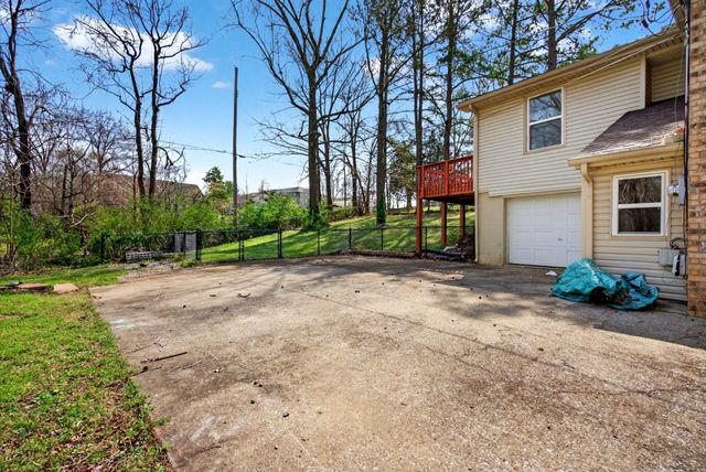 1287 Jostin Dr, Clarksville, TN 37040