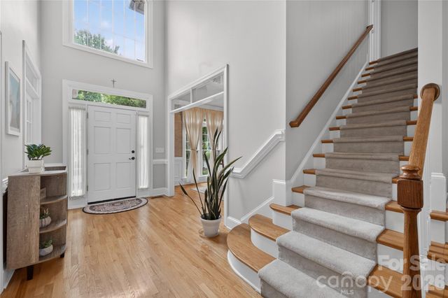 3100 Lakewood Edge Drive, Charlotte, NC 28269