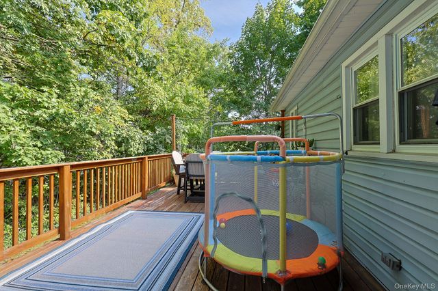 1 Rocky Lane, New Windsor, NY 12553