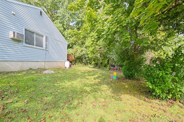 1 Rocky Lane, New Windsor, NY 12553