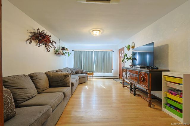 1 Rocky Lane, New Windsor, NY 12553