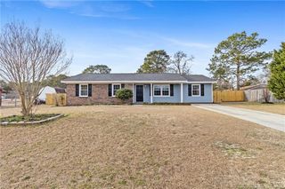 5982 Spinner Road, Hope Mills, NC 28348