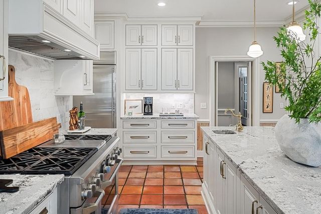 335 N Dixie Ave, Cookeville, TN 38501