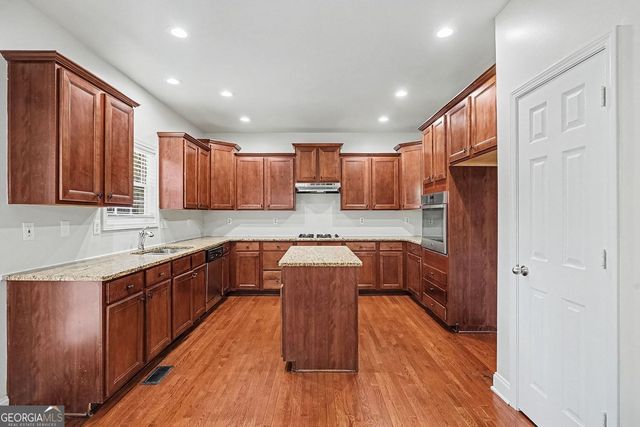 6856 Search Light Trail, Lithonia, GA 30038
