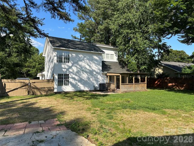 10220 Rockwood Road, Charlotte, NC 28215