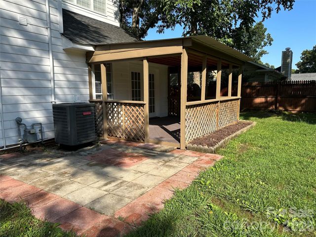 10220 Rockwood Road, Charlotte, NC 28215