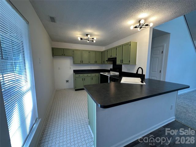 10220 Rockwood Road, Charlotte, NC 28215