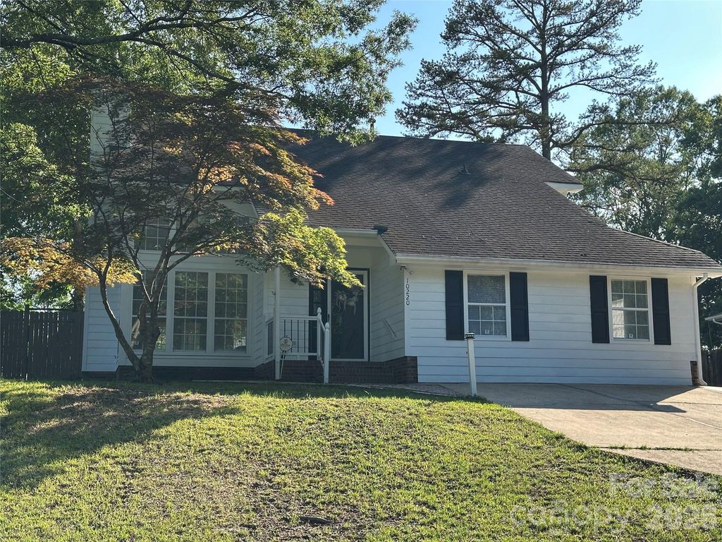 10220 Rockwood Road, Charlotte, NC 28215