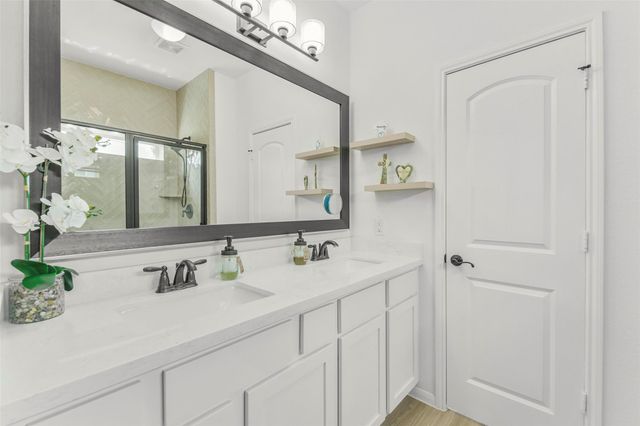 5526 Hyde Park Drive, Pasadena, TX 77505