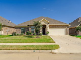 140 Independence Drive, Joshua, TX 76058
