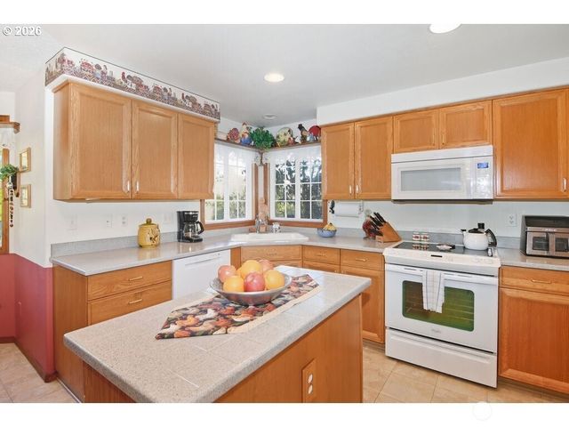 2718 NE 143 Street, Vancouver, WA 98686