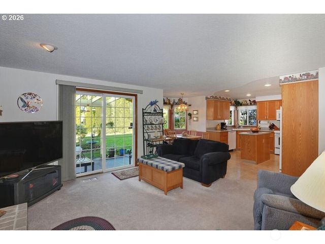 2718 NE 143 Street, Vancouver, WA 98686