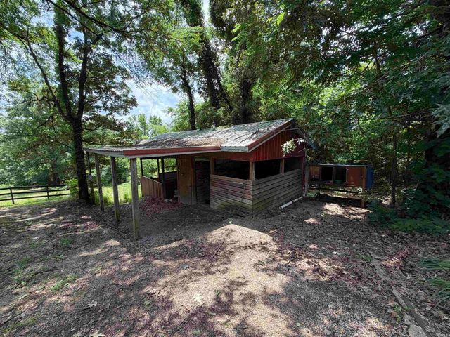 1700 S 12th Avenue, Piggott, AR 72454