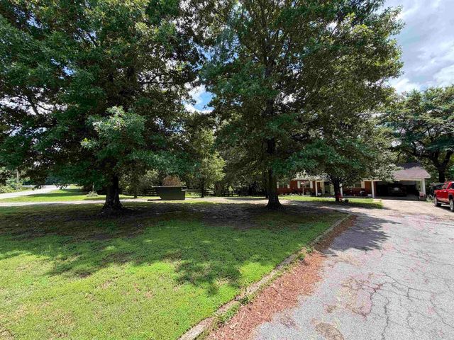1700 S 12th Avenue, Piggott, AR 72454