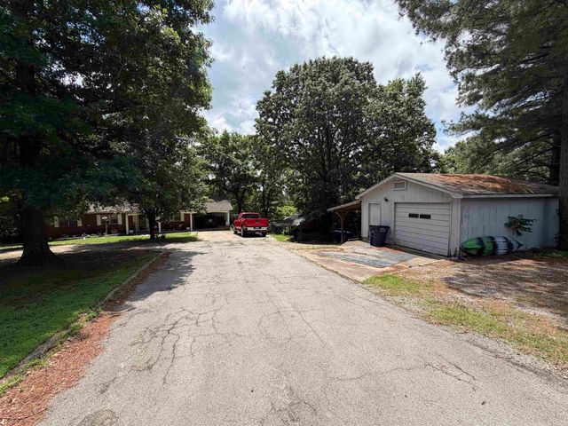 1700 S 12th Avenue, Piggott, AR 72454