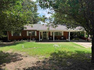 1700 S 12th Avenue, Piggott, AR 72454