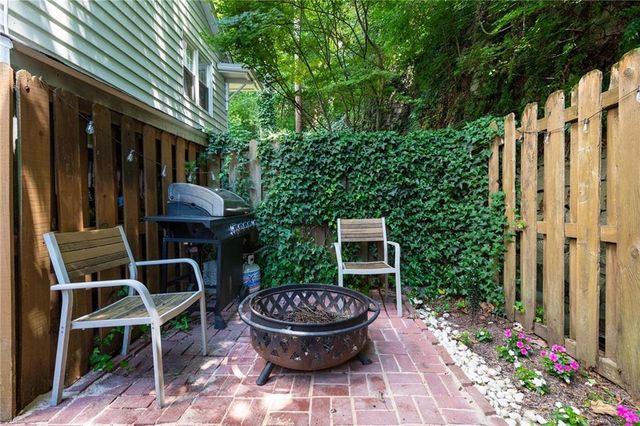 136 Peachtree Memorial Drive NW SC7, Atlanta, GA 30309