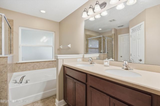 1260 ROYAL DORNOCH Drive, Jacksonville, FL 32221