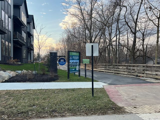 345 E Park Street, Westfield, IN 46074