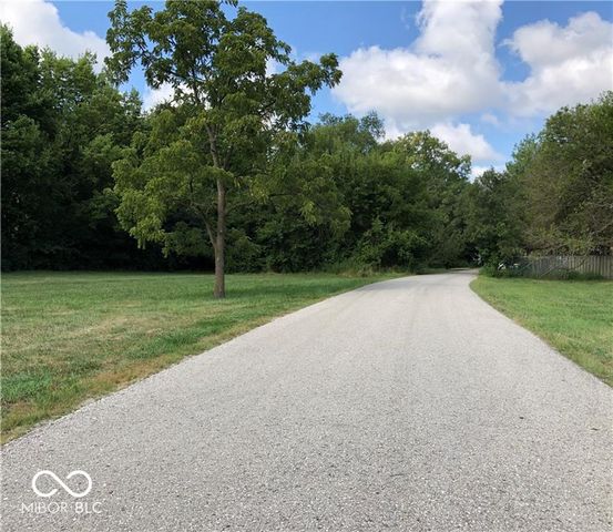 345 E Park Street, Westfield, IN 46074