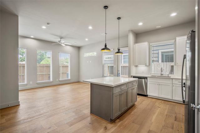 5229 Hillman Street A, Houston, TX 77023