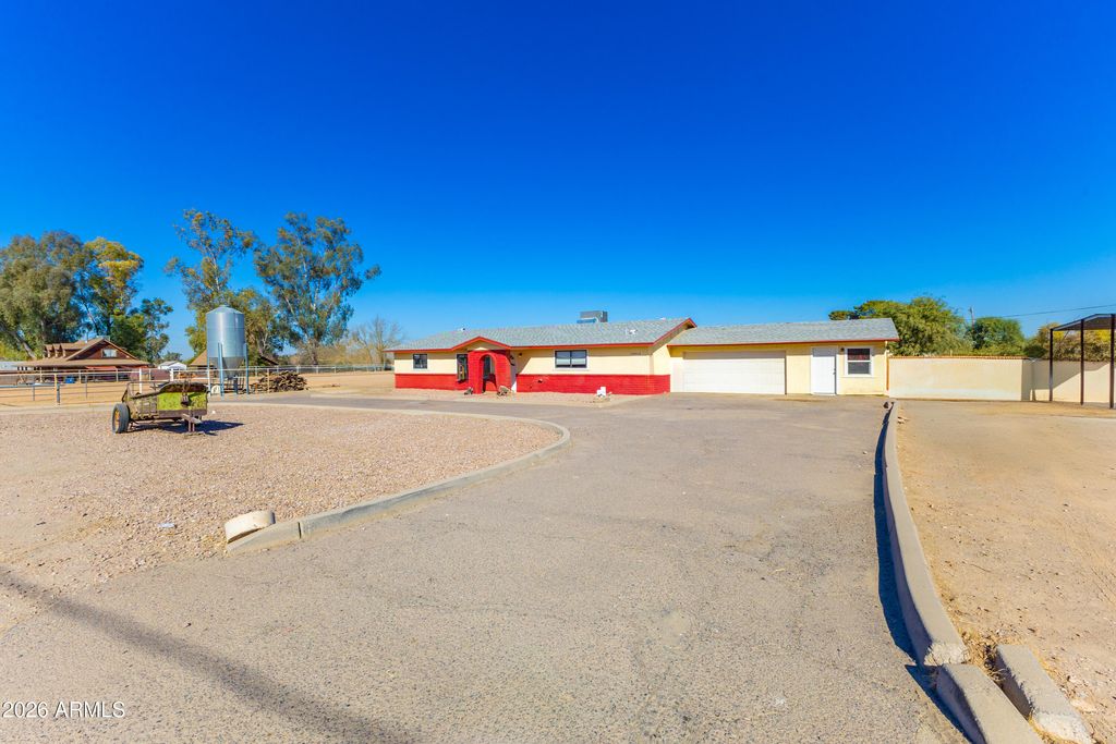 10212 S 47TH Avenue, Laveen, AZ 85339 — exterior