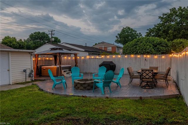 2108 Andrews BLVD, Hampton, VA 23663