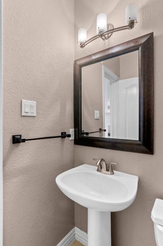 2 Shields Court, Trophy Club, TX 76262