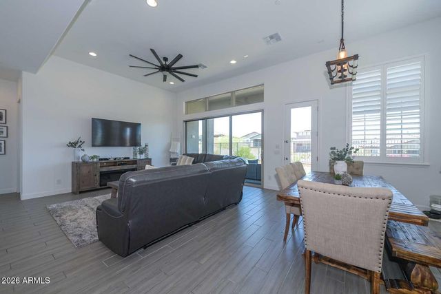 13282 W GOLDEN PUMA Trail, Peoria, AZ 85383