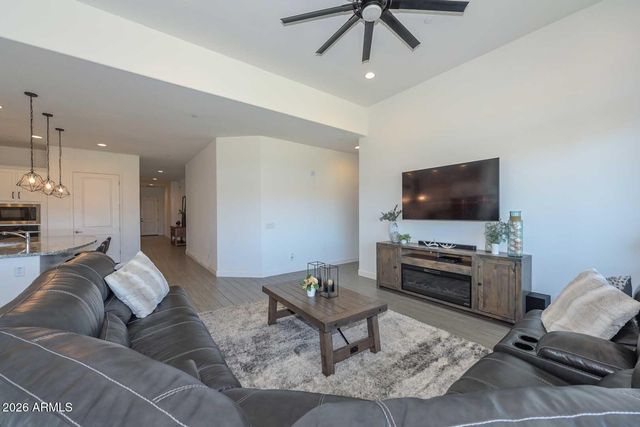 13282 W GOLDEN PUMA Trail, Peoria, AZ 85383