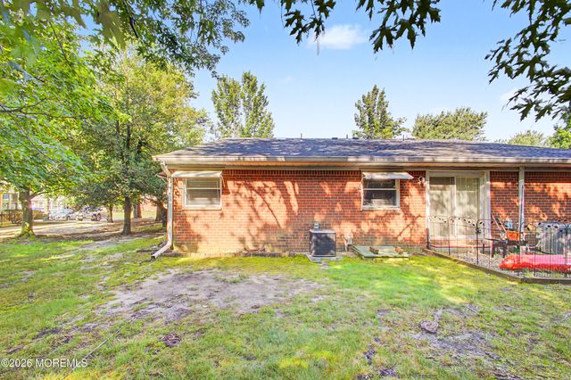 971 B Constitution Boulevard, Whiting, NJ 08759