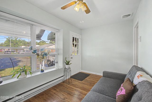 971 B Constitution Boulevard, Whiting, NJ 08759