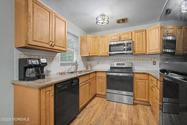 971 B Constitution Boulevard, Whiting, NJ 08759