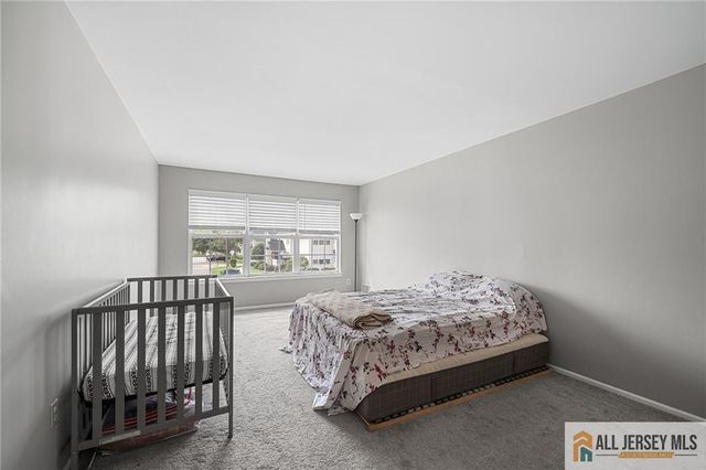 364 Bowler Court, Piscataway, NJ 08854