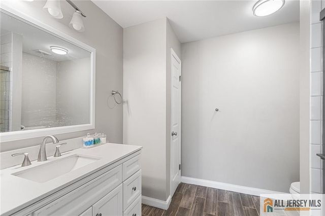 364 Bowler Court, Piscataway, NJ 08854