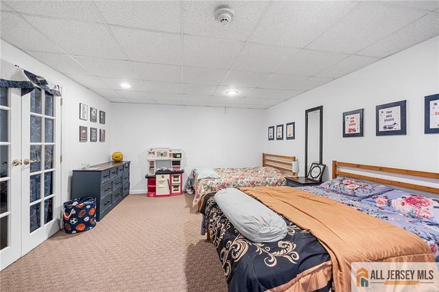 364 Bowler Court, Piscataway, NJ 08854