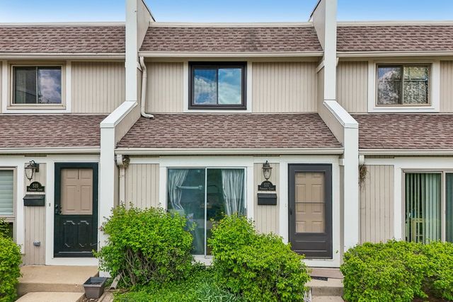 537 Pheasant Court, Grayslake, IL 60030