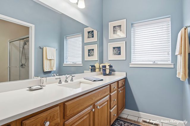 3428 KINGS LAIR Drive, Spring Grove, IL 60081