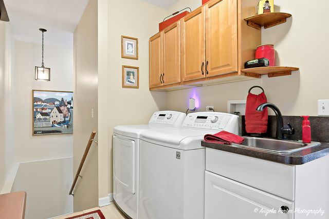 3428 KINGS LAIR Drive, Spring Grove, IL 60081