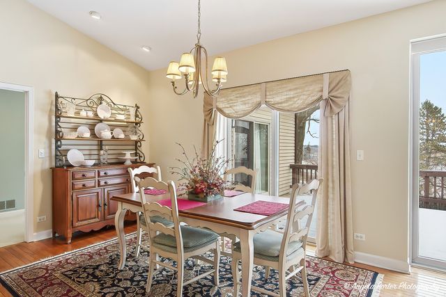 3428 KINGS LAIR Drive, Spring Grove, IL 60081