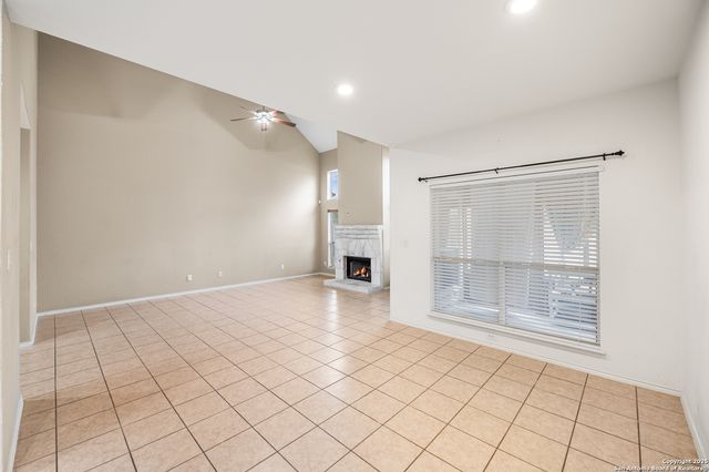 8219 Wayside, San Antonio, TX 78255