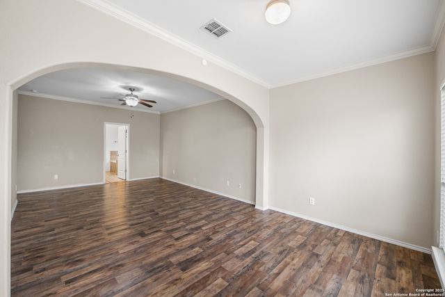 8219 Wayside, San Antonio, TX 78255