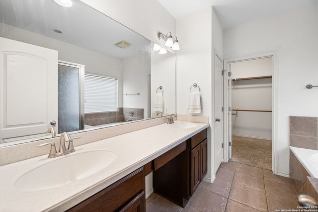 8219 Wayside, San Antonio, TX 78255