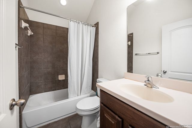 8219 Wayside, San Antonio, TX 78255