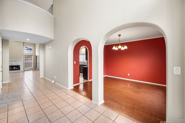 8219 Wayside, San Antonio, TX 78255