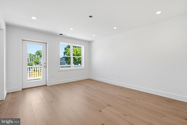 3006 CHANNING ST NE, Washington, DC 20018