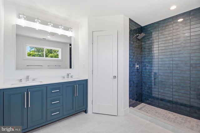 3006 CHANNING ST NE, Washington, DC 20018