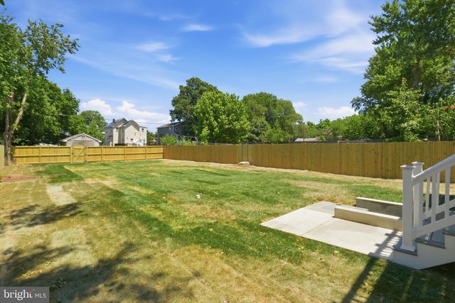 3006 CHANNING ST NE, Washington, DC 20018